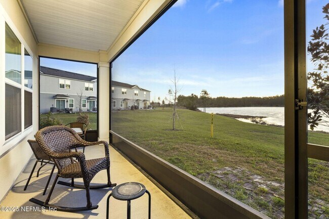 Foto del edificio - 439 Coastline Wy