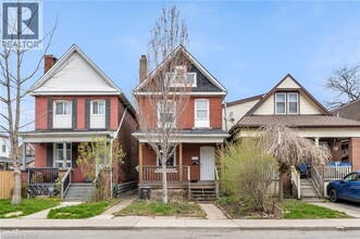 Building Photo - 199 Balmoral Ave N