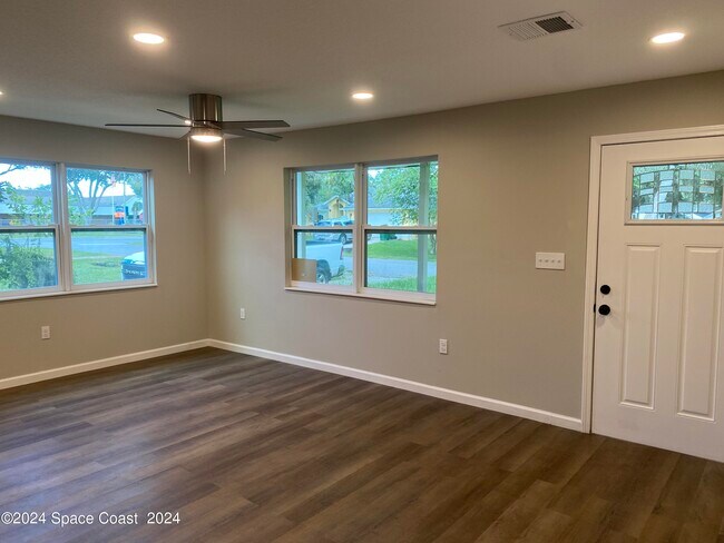 Building Photo - 2508 Terri Ln