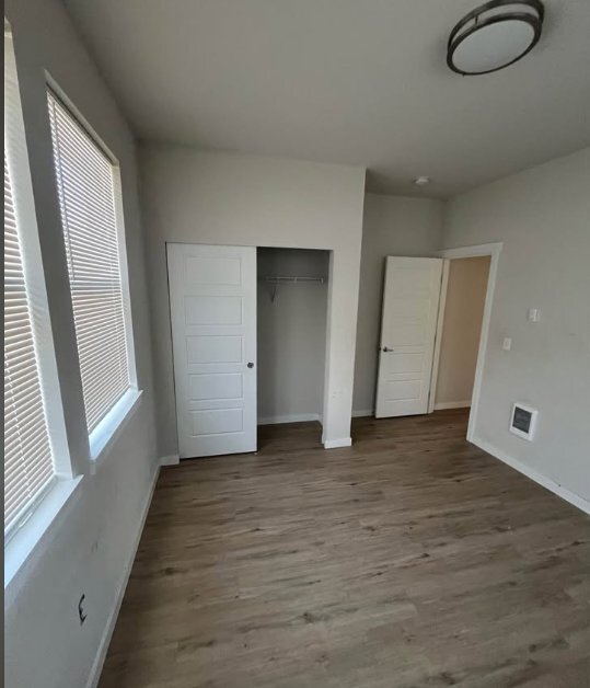 Foto del edificio - 6013 E F St