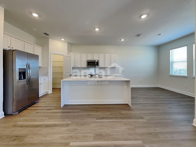 Building Photo - 16356 Willo Pines Ln