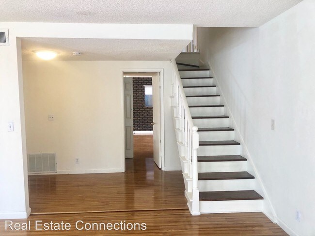 Building Photo - 4 br, 2.5 bath House - 6224 Solomon Court