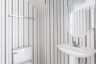 Building Photo - 2439 Shelby Park Dr