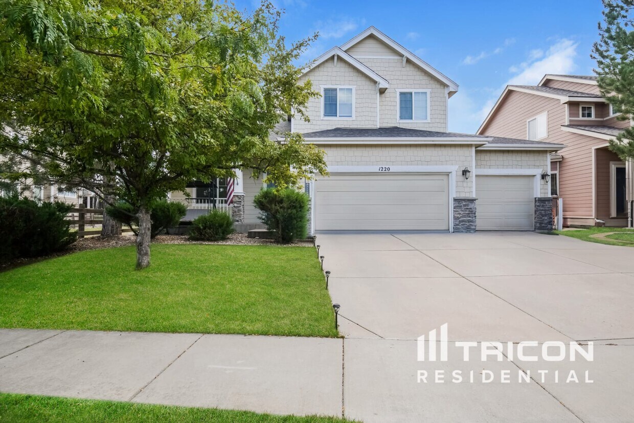 Foto principal - 1220 Sunset Way