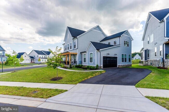 Foto del edificio - 23765 Fairfield Knl Ct