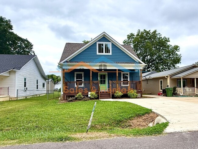 Building Photo - Charming Newer Construction Home with Garage & Fenced Yard