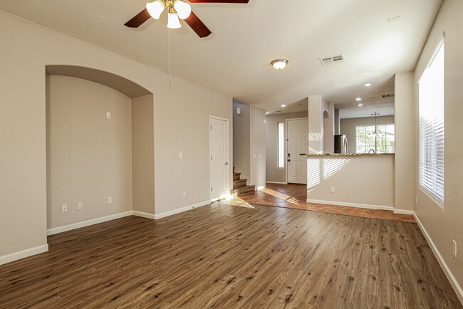 Building Photo - 2543 W Old Paint Trail