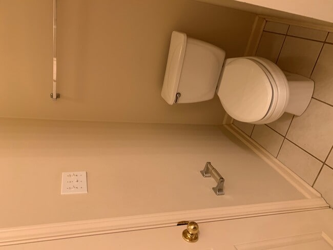 Master Bath - 5255 Congress Blvd