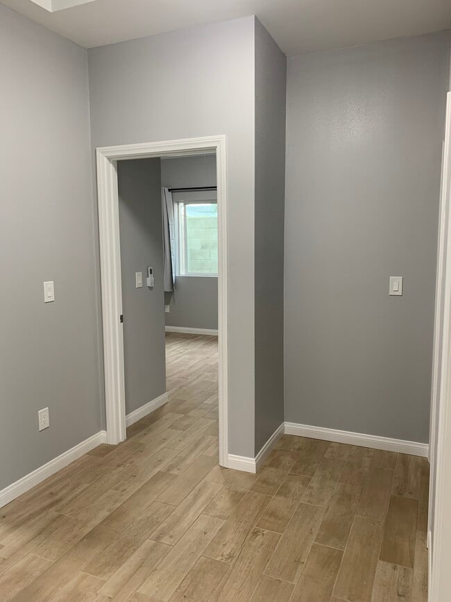 Foto del edificio - 9089 Watson St