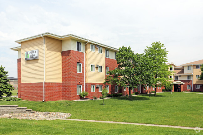 campus view apartments ankeny reviews