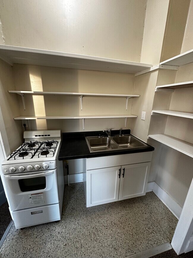 Foto del edificio - 1941 Madison St