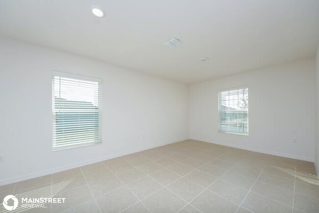 Building Photo - 1346 Brenway Dr, Mascotte, FL 34753