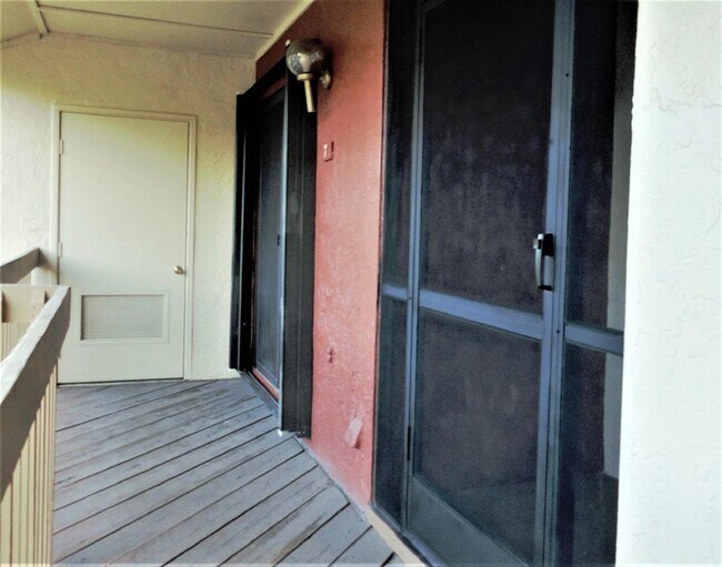 Foto del edificio - 13095 Belhaven Ct