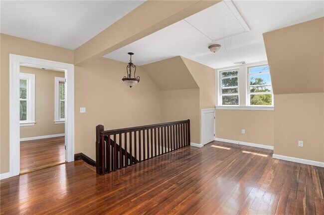 Foto del edificio - 275 Union Ave