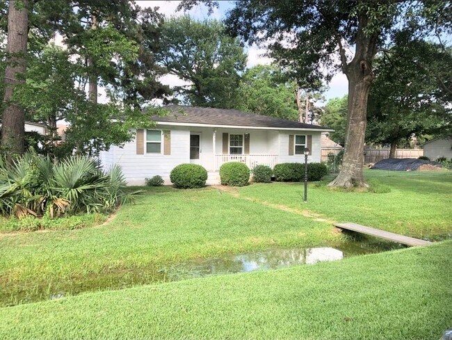 Foto del edificio - 17910 Strack Farm Rd