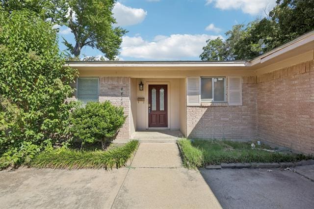 Foto del edificio - 4720 South Dr W
