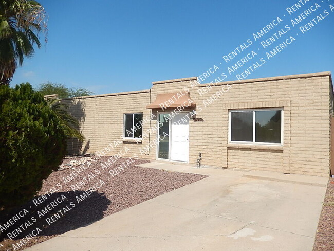 Building Photo - 7179 E 38th St