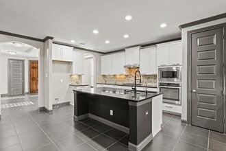 Building Photo - 14105 N Lake Branch Ln Building Photo - 14105 N Lake Branch Ln