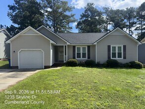 Building Photo - 1235 Skyline Dr