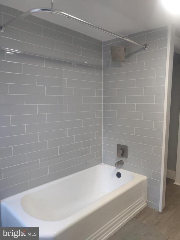 Foto del edificio - 4951 W Thompson St