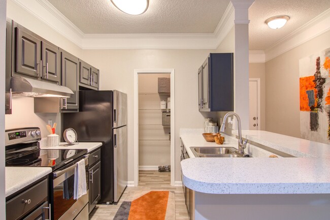 Kitchen Area with Breakfast Bar - Waterford Landing Apartments