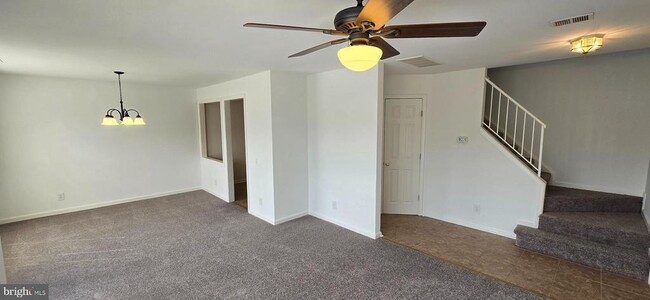Foto del edificio - 9262 Cardinal Forest Ln