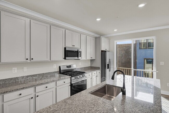 Building Photo - 4308 Roland Heights Ave