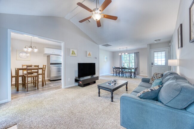 Foto del edificio - 4209 King Arthur Pl