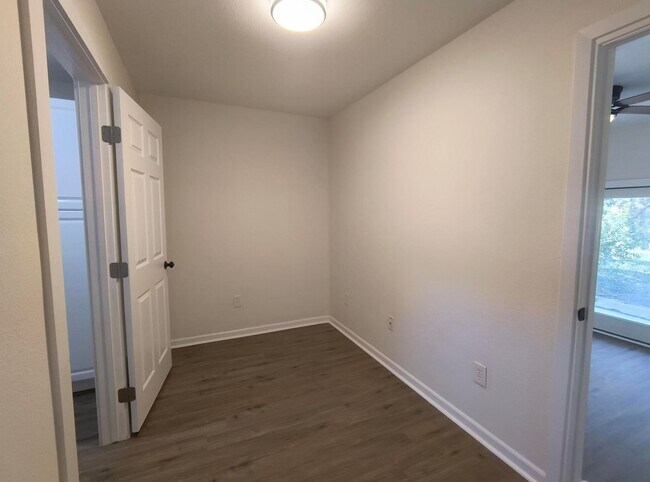 Foto del edificio - Cozy 3 bedroom, 1 bath home in Westland COMING SOON!