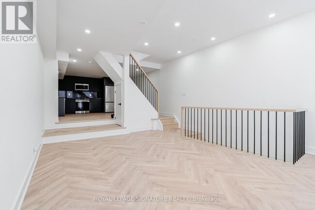 Photo du bâtiment - 861 O'Connor Dr