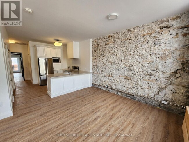 Building Photo - 301 - 35-39 MAIN STREET