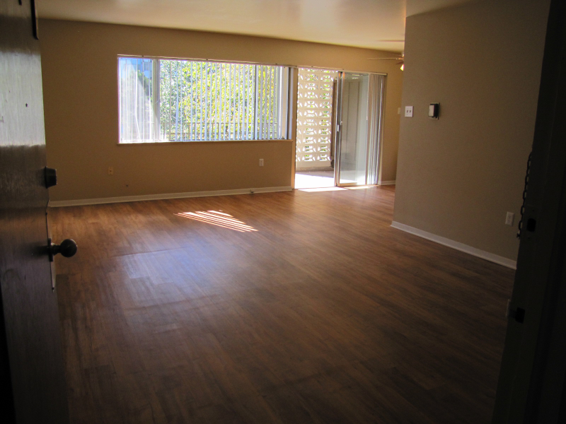Primary Photo - 2443 S Colorado Blvd