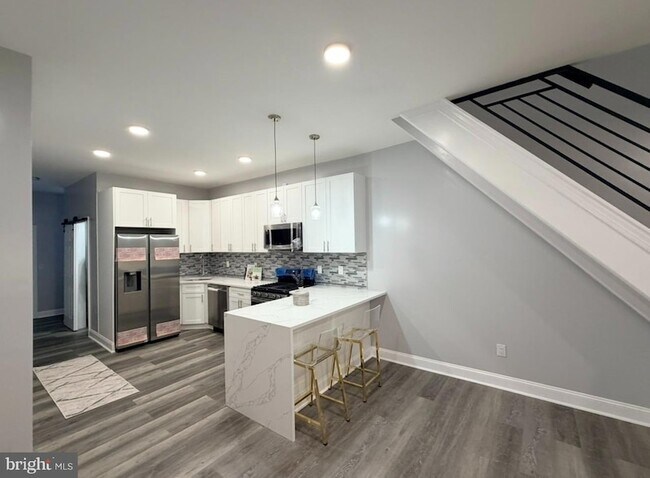 Foto del edificio - 3841 N Sydenham St