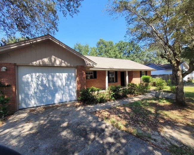 Building Photo - 6506 Colonial Dr