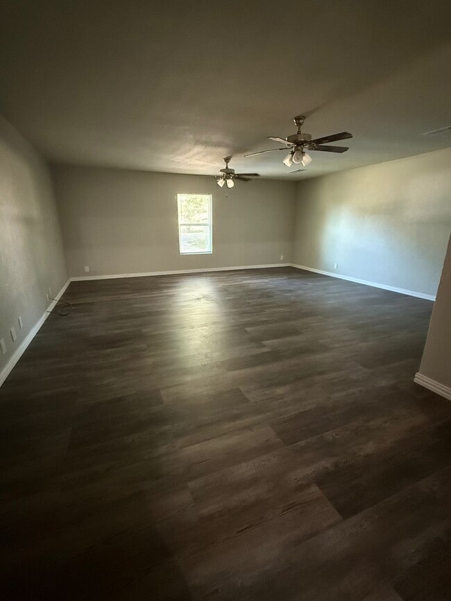 Building Photo - 1534 Lime Leaf Ln
