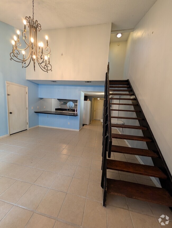 Main living room facing back of the house. - 2228 Sandpiper St