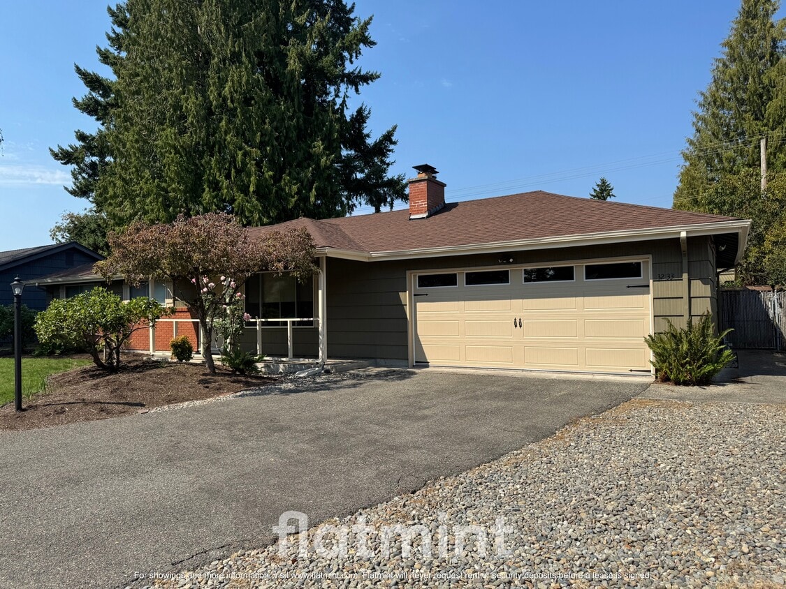 Primary Photo - 32133 9th Ave S