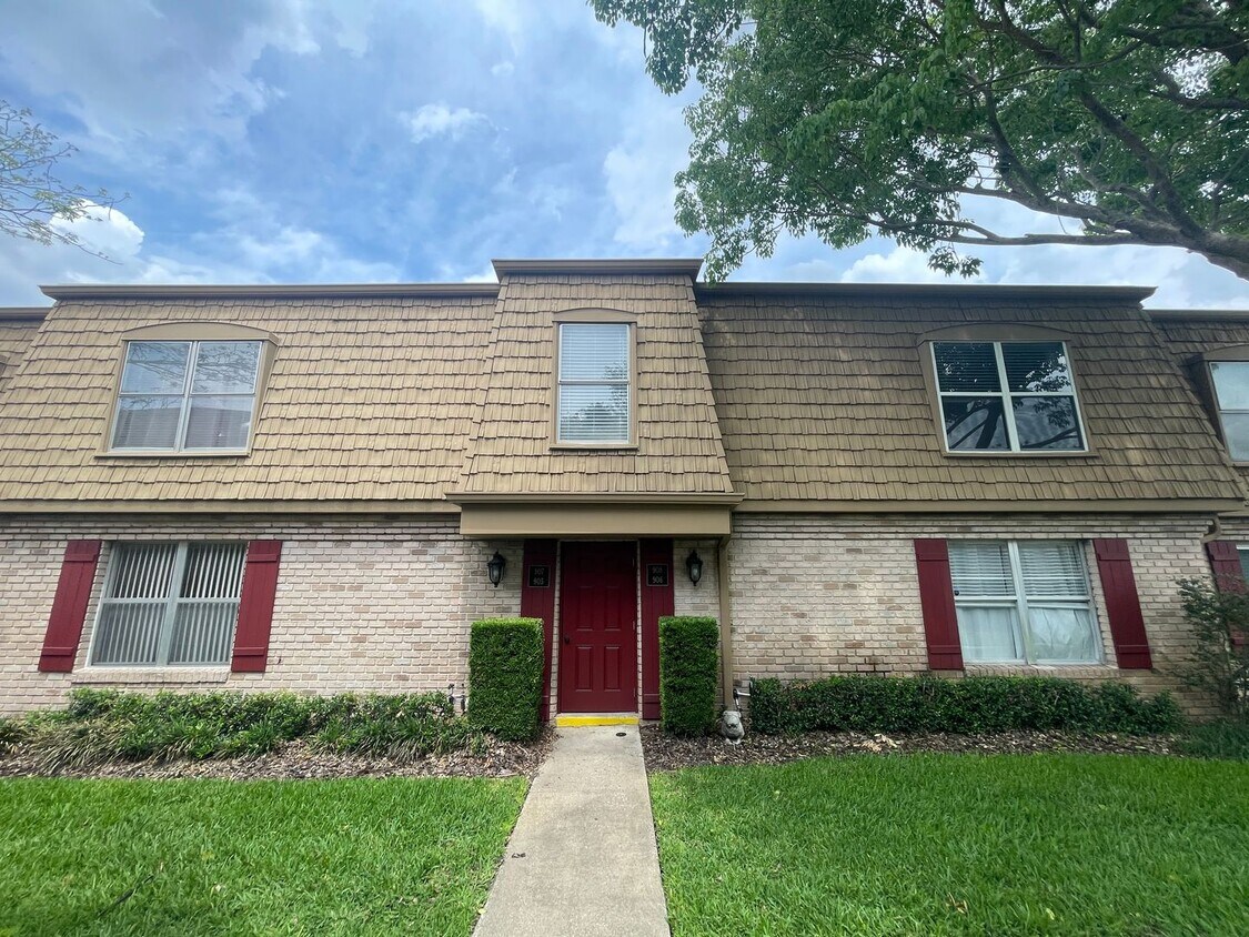 Foto principal - GREAT ONE BEDROOM CONDO IN WINTER PARK!