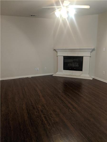 Foto del edificio - 8808 Paradise Dr