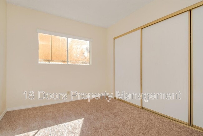 Foto del edificio - 840 Grand Ave