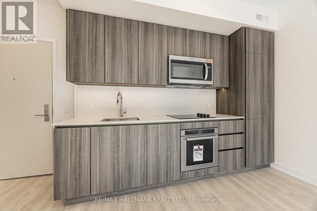 Photo du bâtiment - 15 Richardson St