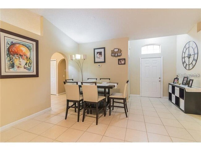 Building Photo - 3160 Santa Cruz Dr