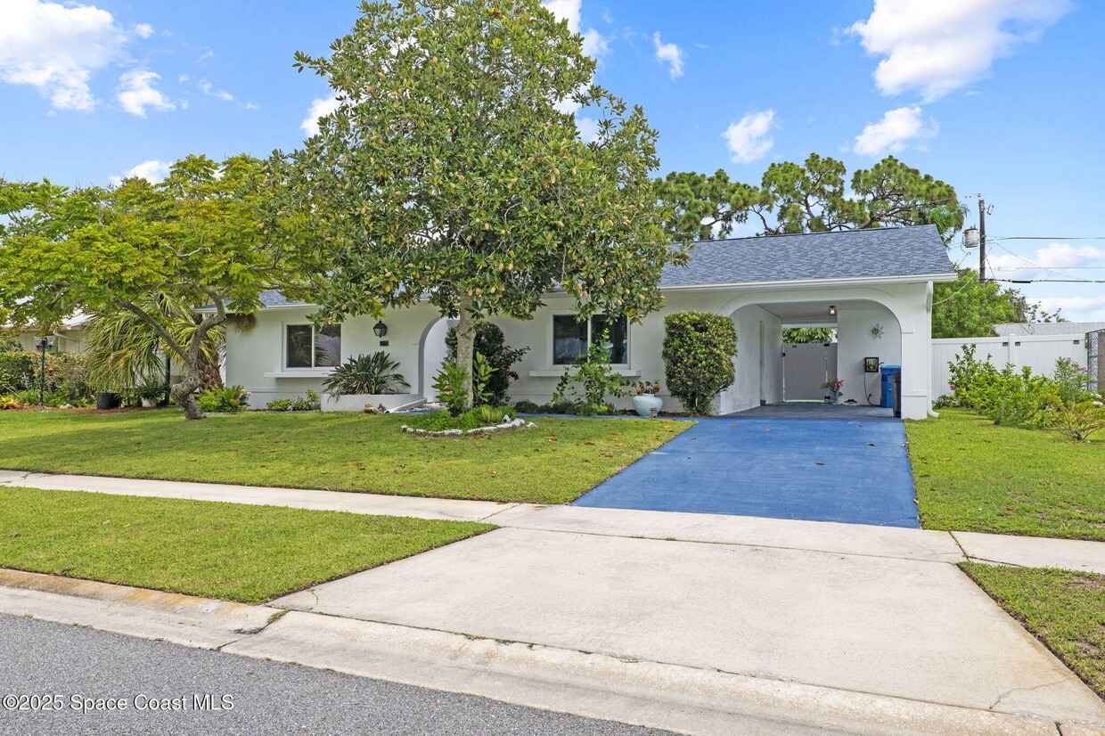 Primary Photo - 761 Burman Ln NE