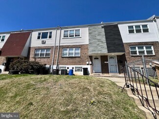 Building Photo - 8828 Cottage St