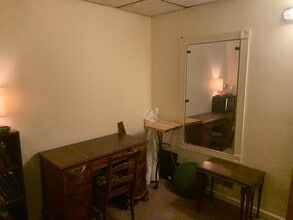 Building Photo - 226 W Michigan Ave