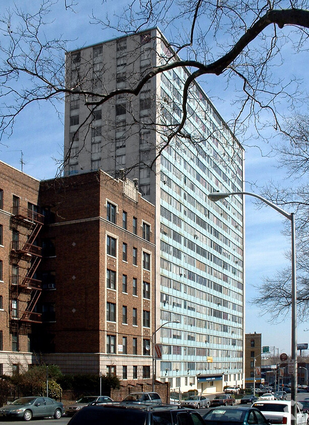 View from the southwest along Elizabeth Avenue - Elizabeth Tower