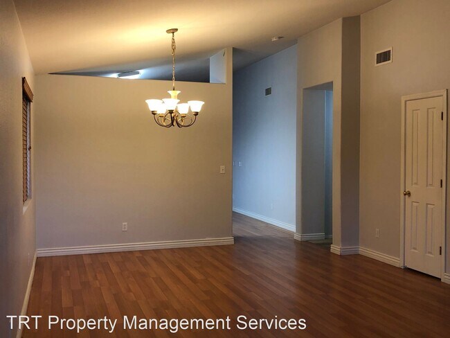 Building Photo - 3 br, 2 bath House - 10396 E OAKBROOK ST