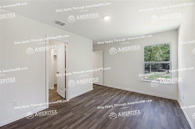 Foto del edificio - 3709 Silver St