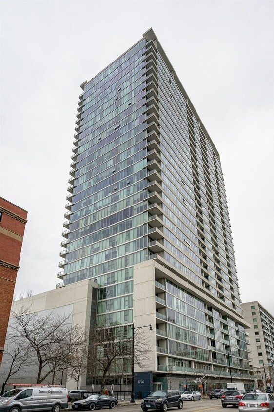 1720 S Michigan Ave Unit 906, Chicago, IL 60616 Condo for Rent in