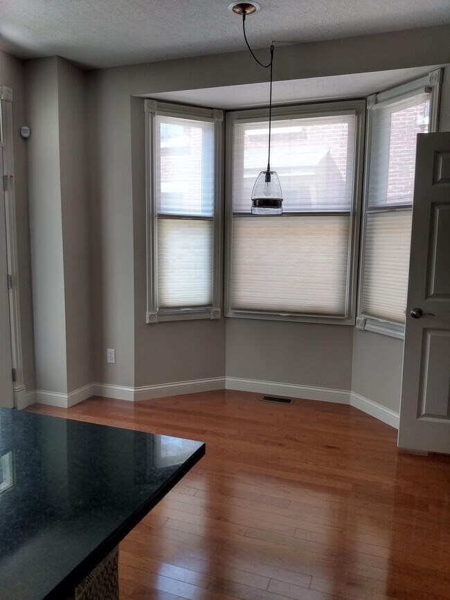 1011 Delaware Ave Unit 1011, Columbus, OH 43201 Condo for Rent in